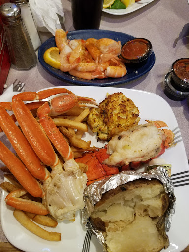 Seafood Restaurant «Hilltop Crab House», reviews and photos, 8980 Gap Newport Pike, Toughkenamon, PA 19374, USA