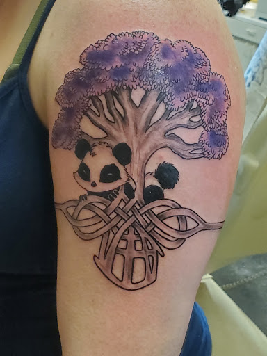 Tattoo Shop «Cactus Tattoo», reviews and photos, 307 N Riverfront Dr, Mankato, MN 56001, USA