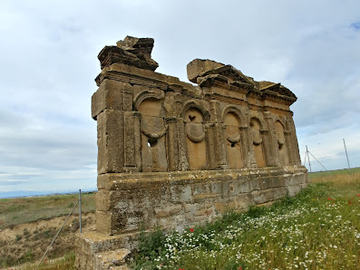 Mausoleo romano de los Atilios Unnamed Road,, 50670 Sádaba, Zaragoza, España