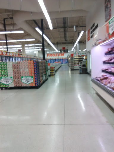 Supermarket «WinCo Foods», reviews and photos, 2335 NW Kings Blvd, Corvallis, OR 97330, USA
