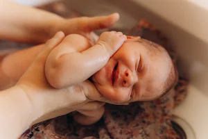 Évidence périnatalité - Thalasso bain bébé - Soutien à l’allaitement maternel image