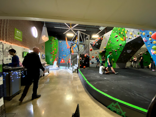 Rock Climbing Gym «Apex Climbing Gym», reviews and photos, 7200 W 106th St, Overland Park, KS 66212, USA