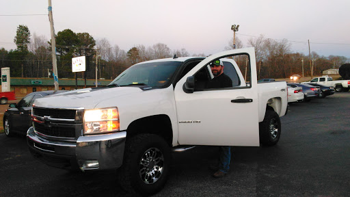 Used Car Dealer «S & S Auto Sales», reviews and photos, 906 E Church St, Lexington, TN 38351, USA