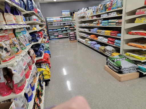 Pet Supply Store «Salem Pet Supply», reviews and photos, 3185 Market St NE, Salem, OR 97301, USA