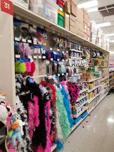 Craft Store «Michaels», reviews and photos, 2231 Willow Rd, Glenview, IL 60025, USA