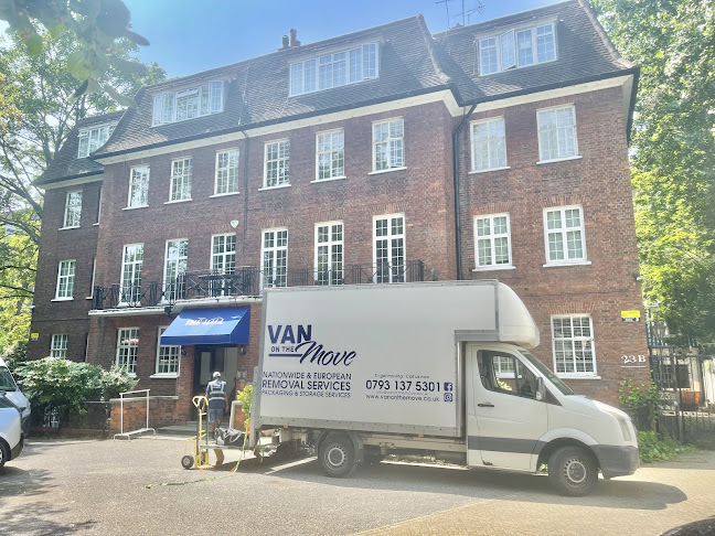 HOUSE REMOVALS / MAN and VAN - London