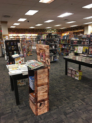Book Store «Books-A-Million», reviews and photos, 100 Viewmont Dr, Scranton, PA 18508, USA