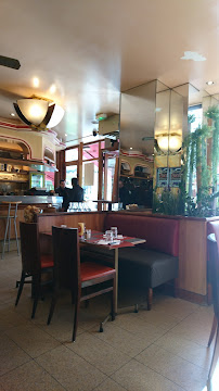 Atmosphère du Restaurant Le Jardin de Saint Furcy à Lagny-sur-Marne - n°9