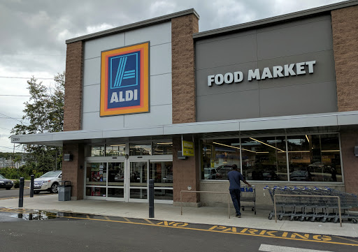 Supermarket «ALDI», reviews and photos, 2990 Edgely Rd, Levittown, PA 19057, USA