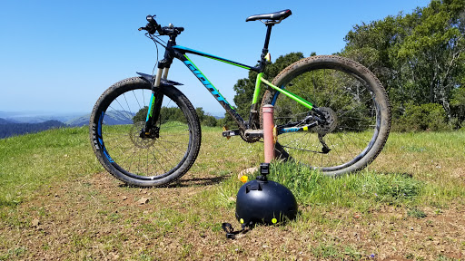 Bicycle Store «Larkspur Bike», reviews and photos, 556 Magnolia Ave #2, Larkspur, CA 94939, USA