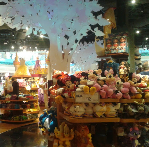 Toy Store «Disney Store», reviews and photos, 2223 N Westshore Blvd, Tampa, FL 33607, USA