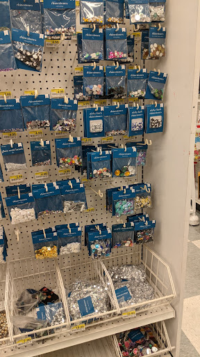 Fabric Store «Jo-Ann Fabrics and Crafts», reviews and photos, 2300 Dixwell Ave, Hamden, CT 06514, USA