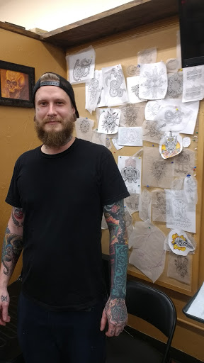 Tattoo Shop «Funhouse Tattoo», reviews and photos, 1453 Garnet Ave, San Diego, CA 92109, USA