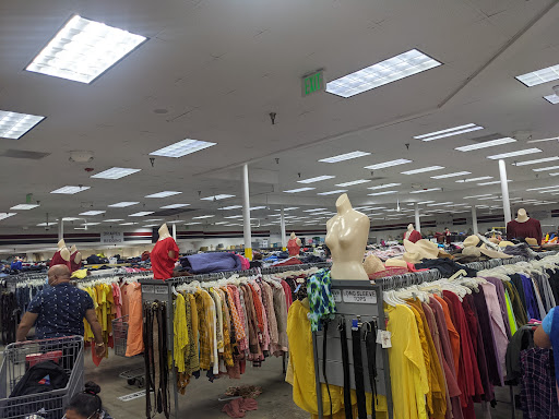 Thrift Store «Valley Thrift Store», reviews and photos, 13630 Victory Blvd, Van Nuys, CA 91401, USA