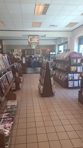 Book Store «Barnes & Noble», reviews and photos, 122 Brandon Town Center Dr, Brandon, FL 33511, USA