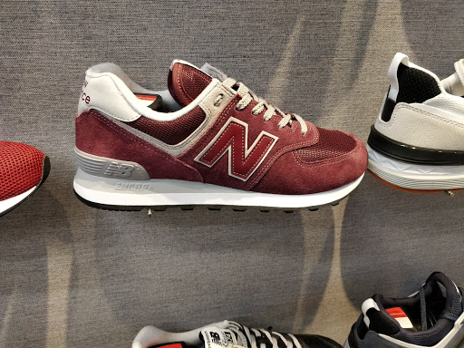 Shoe Store «New Balance», reviews and photos, 583 Boylston St, Boston, MA 02116, USA