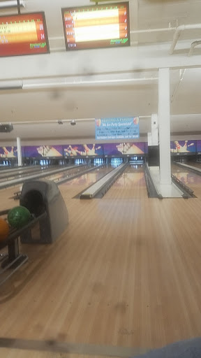 Bowling Alley «Levittown Lanes», reviews and photos, 56 Tanners Ln, Levittown, NY 11756, USA