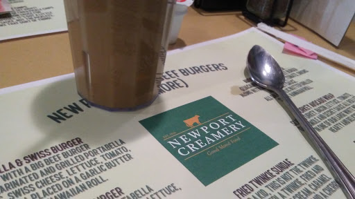 American Restaurant «Newport Creamery», reviews and photos, 1256 Warwick Ave, Warwick, RI 02888, USA