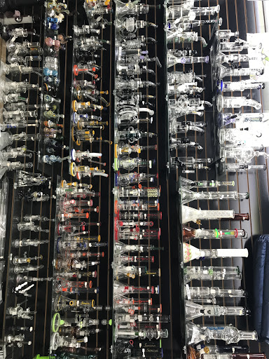 Tobacco Shop «Baytown Smoke Shop», reviews and photos, 3620 Garth Rd, Baytown, TX 77521, USA