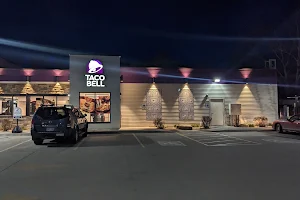 Taco Bell image