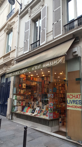 Librairie de livres d'occasion Le Passé Composé Paris
