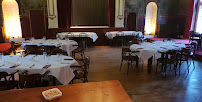Atmosphère du Restaurant Le Bistrot du Théatre à Jouy-le-Moutier - n°12