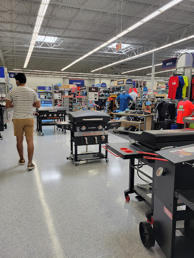 Sporting Goods Store «Academy Sports + Outdoors», reviews and photos, 1461 Spring Cypress Rd, Spring, TX 77373, USA