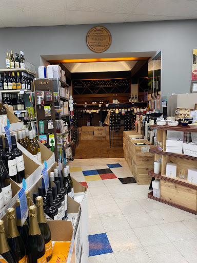 Wine Store «Wells Discount Liquors», reviews and photos, 6310 York Rd, Baltimore, MD 21212, USA