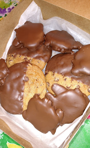 Dessert Shop «Toffee Break Desserts», reviews and photos, 3306 Commercial Ave, Northbrook, IL 60062, USA