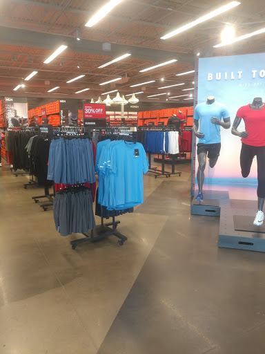 Clothing Store «Nike Factory Store», reviews and photos, 2950 I-20 Frontage Rd #755, Grand Prairie, TX 75052, USA