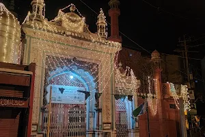 Hashmi Masjid (Lal Masjid) image
