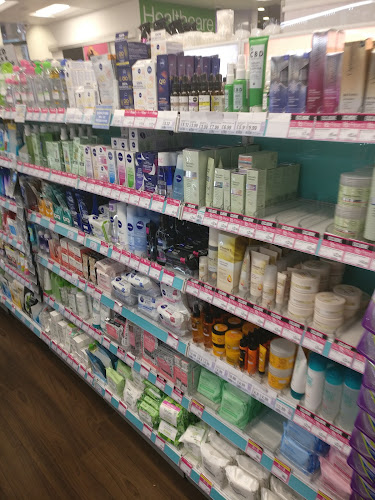 Reviews of Superdrug in London - Cosmetics store