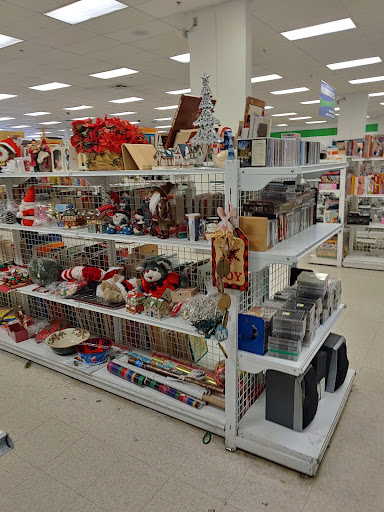 Thrift Store «Goodwill Store & Donation Center», reviews and photos, 3926 Nazareth Pike, Bethlehem, PA 18020, USA