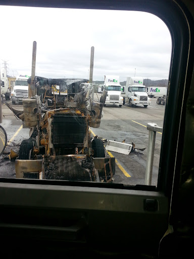 Mailing Service «FedEx Ground», reviews and photos, 3301 Knight Dr, Nashville, TN 37207, USA