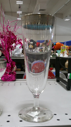 Thrift Store «Indian School Thrift», reviews and photos, 2740 W Indian School Rd, Phoenix, AZ 85017, USA