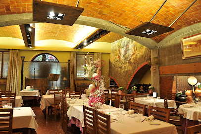 Restaurant Celler d,En Toni - Carrer Verge del Pilar, 4, AD500 Andorra la Vella, Andorra