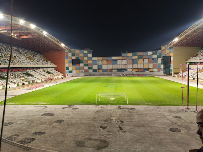 Estádio Municipal de Leiria – Dr. Magalhães Pessoa - Campo de futebol