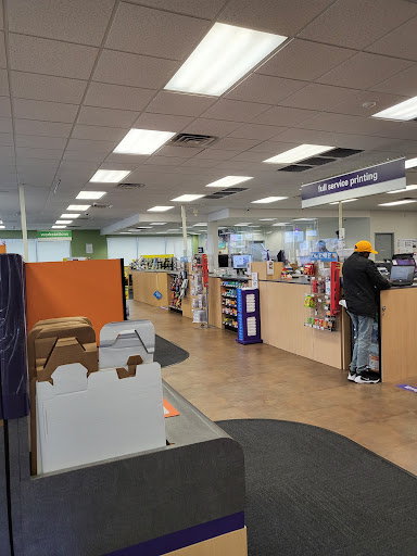 Print Shop «FedEx Office Print & Ship Center», reviews and photos, 6998 Bland St, Springfield, VA 22150, USA
