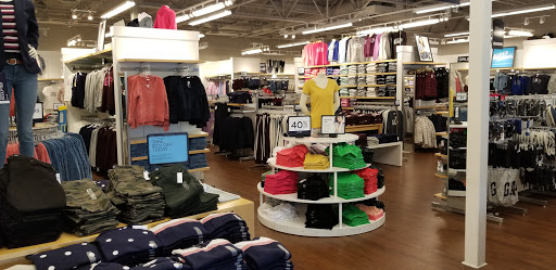 Clothing Store «Gap Outlet», reviews and photos, 1000 PA-611, Tannersville, PA 18372, USA