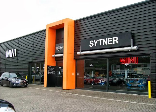 Sytner Cardiff MINI - Car dealer