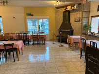 Atmosphère du Restaurant Auberge du Puits à Cintrey - n°3