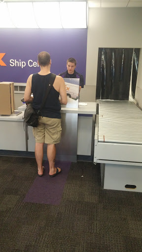 Shipping and Mailing Service «FedEx Ship Center», reviews and photos, 2275 Walnut St, Roseville, MN 55113, USA