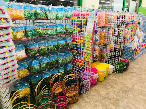 Dollar Store «Dollar Tree», reviews and photos, 5817 N Figueroa St, Highland Park, CA 90042, USA