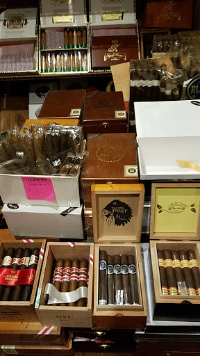Tobacco Shop «Trading Post Tobacco & Cigars», reviews and photos, 5510 W Devon Ave, Chicago, IL 60646, USA