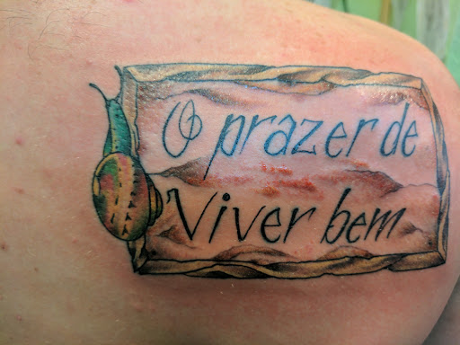 Tattoo Shop «Gully Cat Tattoo», reviews and photos, 2006 S 1st St, Austin, TX 78704, USA