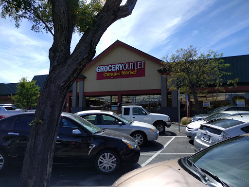 Grocery Store «Grocery Outlet Bargain Market», reviews and photos, 6335 Commerce Blvd, Rohnert Park, CA 94928, USA