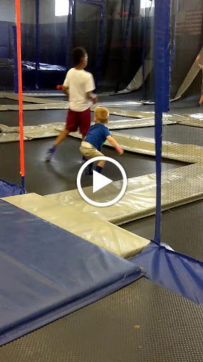 Recreation Center «G6 Airpark», reviews and photos, 10414 SE Washington St, Portland, OR 97216, USA