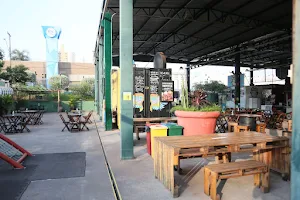 Quintal Food Park image
