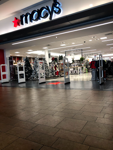 Shopping Mall «Bay Plaza Shopping Center», reviews and photos, 2100 Bartow Ave, Bronx, NY 10475, USA