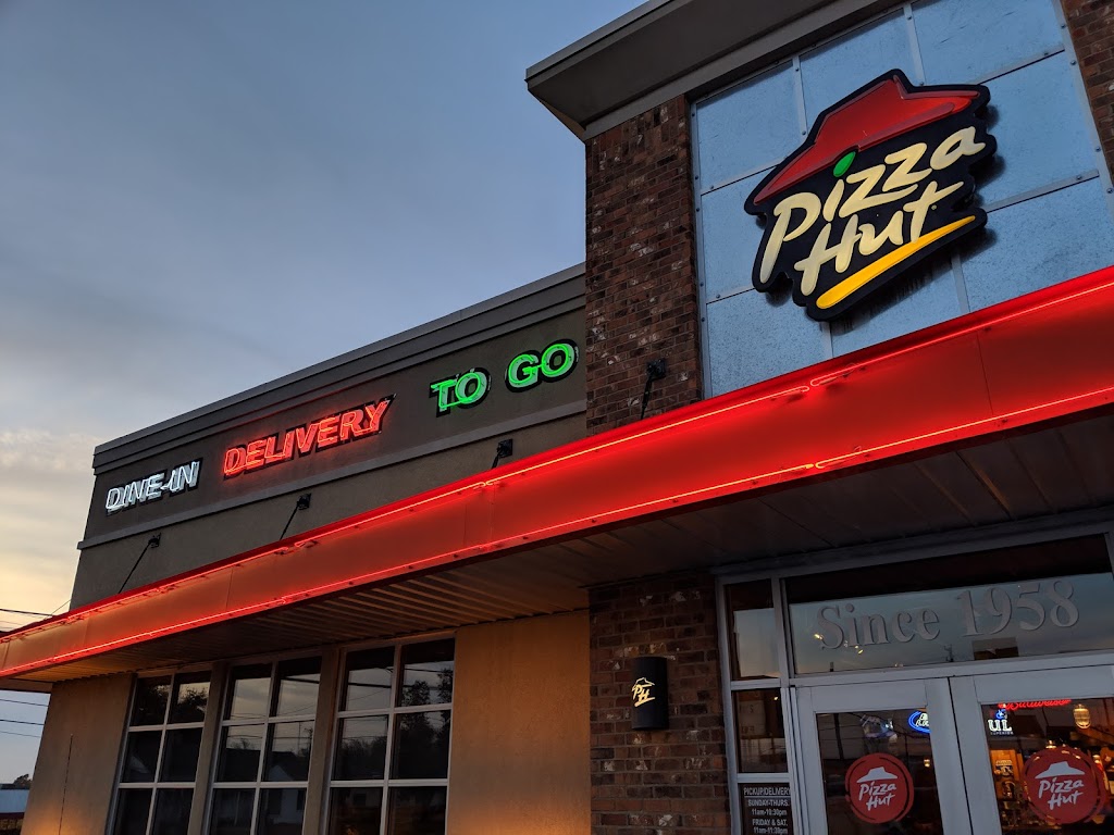 Pizza Hut 75402